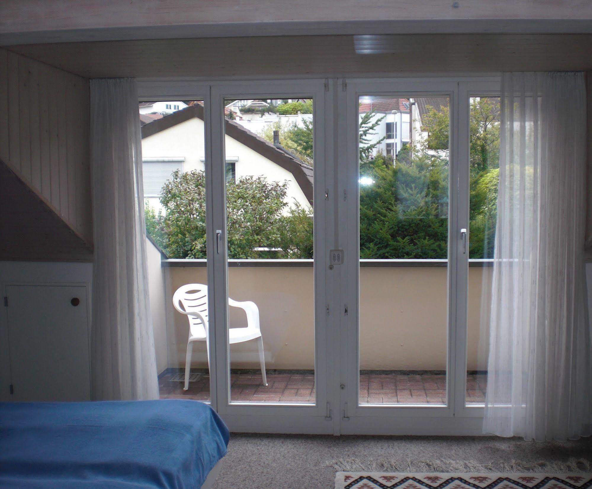 Mybednbreakfast In Bottmingen Bed & Breakfast Екстериор снимка