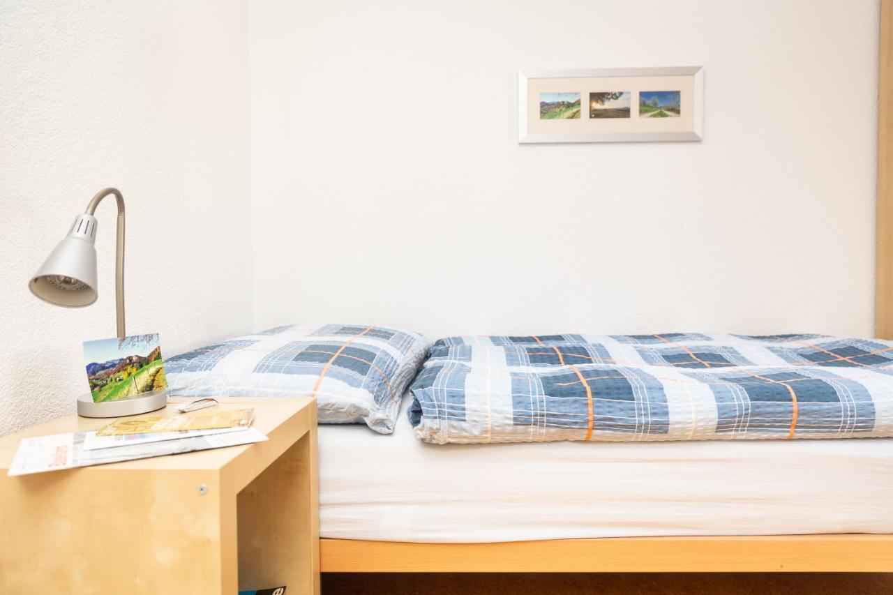 Mybednbreakfast In Bottmingen Bed & Breakfast Екстериор снимка
