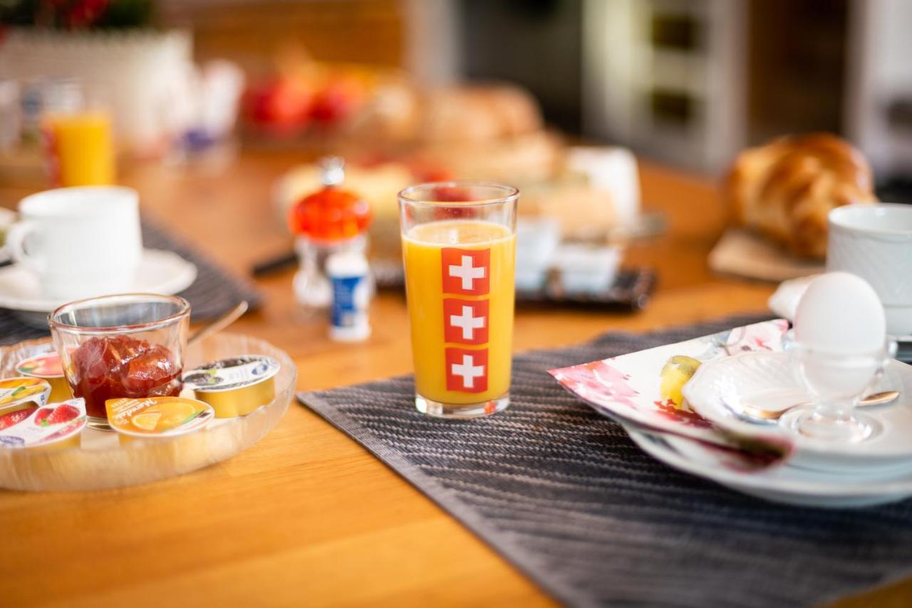Mybednbreakfast In Bottmingen Bed & Breakfast Екстериор снимка